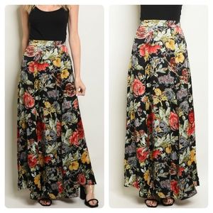 BLACK FLORAL SKIRT